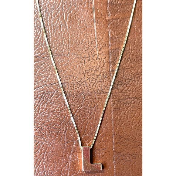 Initial 14K Yellow Gold Necklac “ L” 16.5” Length Made in Italy. New with Box! - Picture 7 of 8